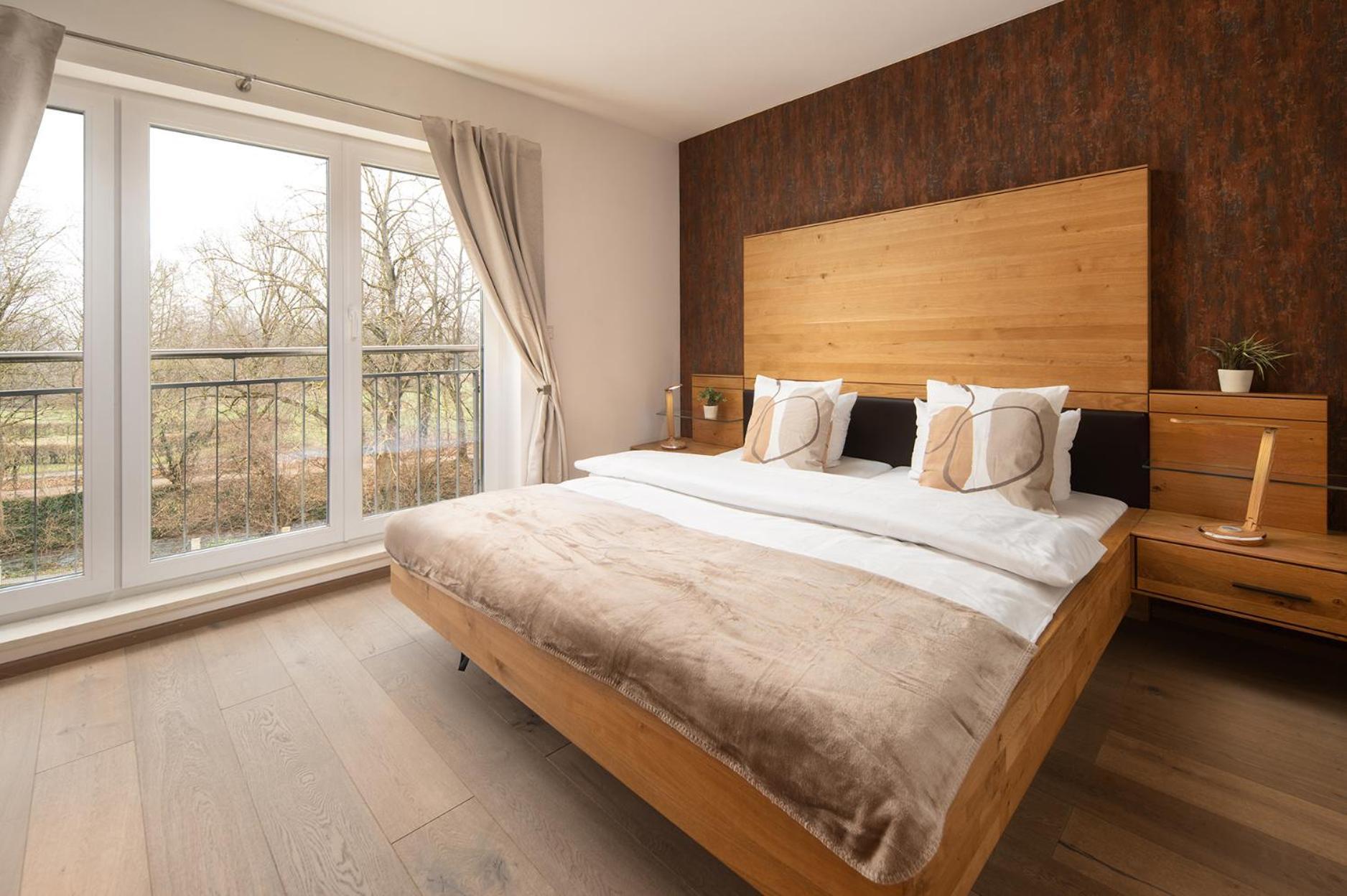 Hotel Vier Jahreszeiten Therme & Kliniken Bad Krozingen Naehe Freiburg & Schwarzwald Ideal Fuer Wellness Kur & Business Ausfluege 24H Check In- Wlan & Parken Gratis Dış mekan fotoğraf