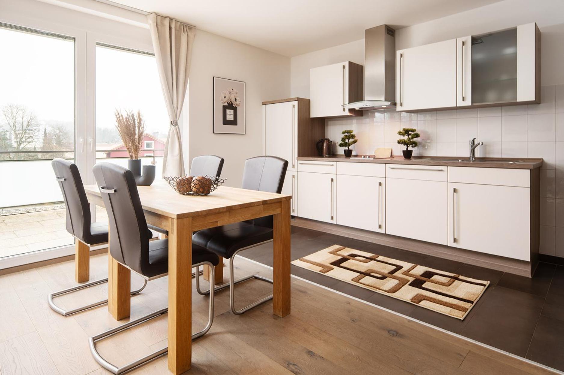 Hotel Vier Jahreszeiten Therme & Kliniken Bad Krozingen Naehe Freiburg & Schwarzwald Ideal Fuer Wellness Kur & Business Ausfluege 24H Check In- Wlan & Parken Gratis Dış mekan fotoğraf